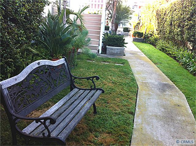 225 CYPRESS Drive 7, Laguna Beach CA 92651 - photo 1
