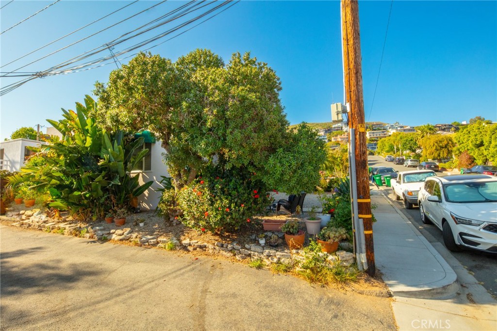 226 Chiquita Street, Laguna Beach CA 92651 - photo 18