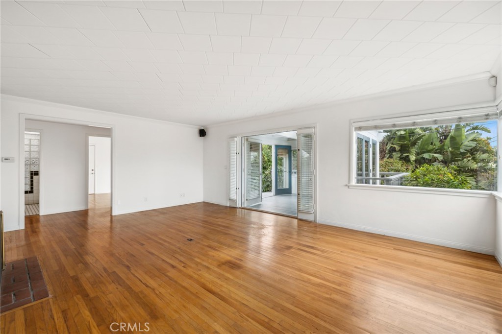 Livingroom and sun room - 227 Ledroit Street, Laguna Beach CA 92651 - photo 8