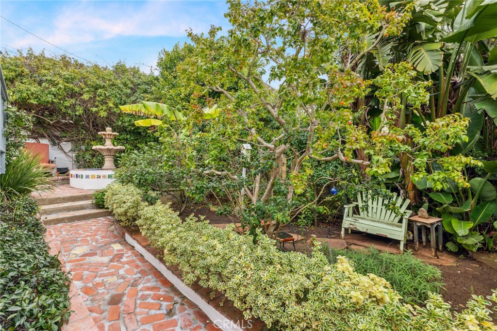 Tranquil backyard - 227 Ledroit Street, Laguna Beach CA 92651 - photo 12