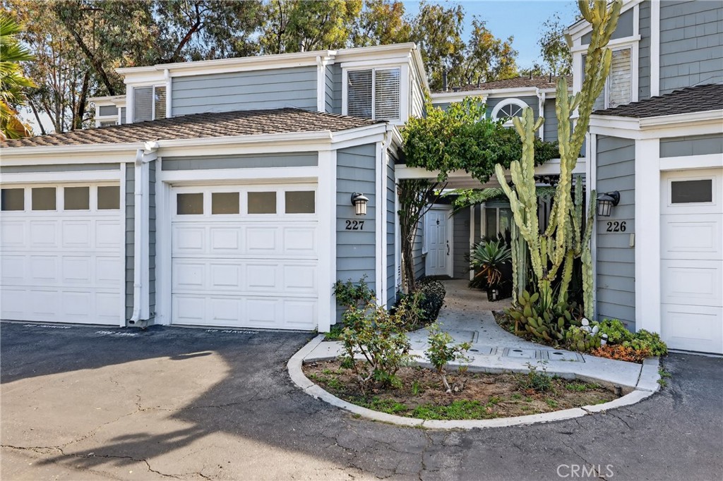 227 Santa Rosa Court, Laguna Beach CA 92651 - photo 1