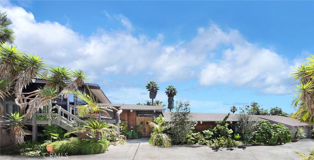 2285 Temple Hills Drive, Laguna Beach CA 92651 - photo 1