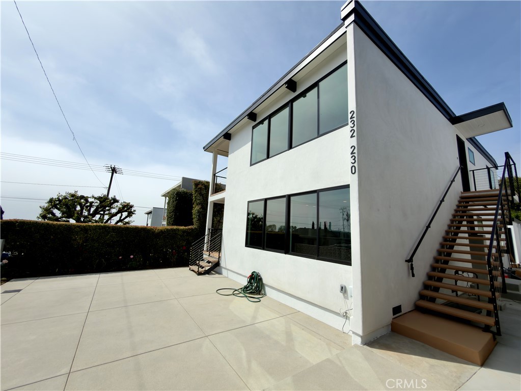 230 Fairview Lower, Laguna Beach CA 92651 - photo 1