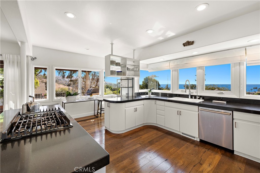 230 High, Laguna Beach CA 92651 - photo 8