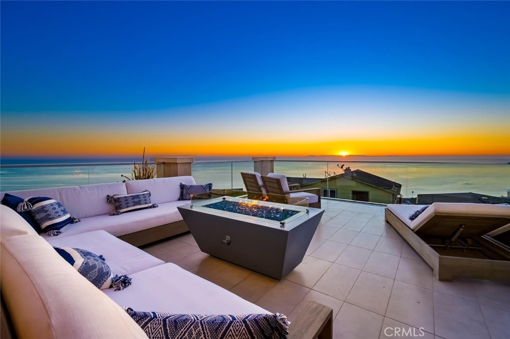 2300 Crestview, Laguna Beach CA 92651 - photo 2
