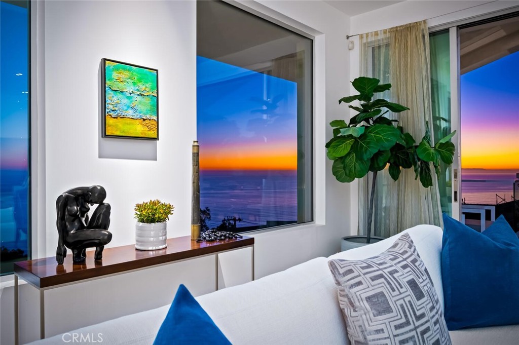 2300 Crestview, Laguna Beach CA 92651 - photo 12