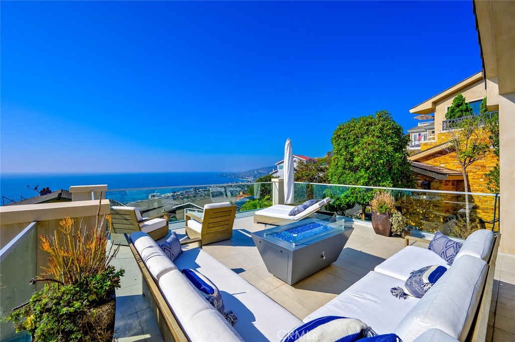 2300 Crestview, Laguna Beach CA 92651 - photo 40