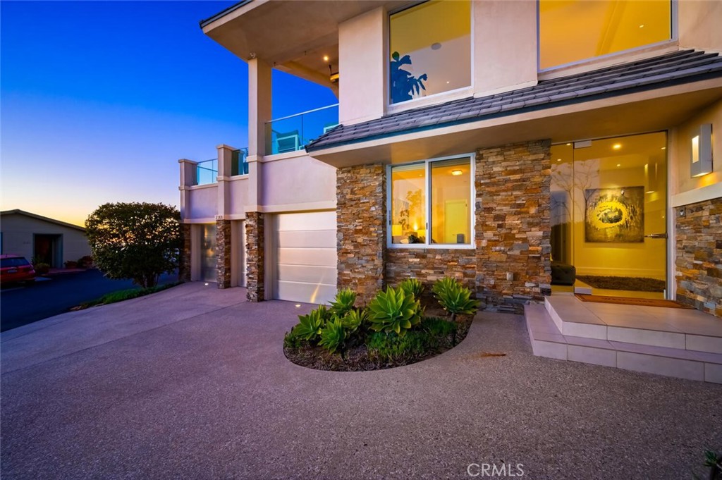 2300 Crestview, Laguna Beach CA 92651 - photo 42