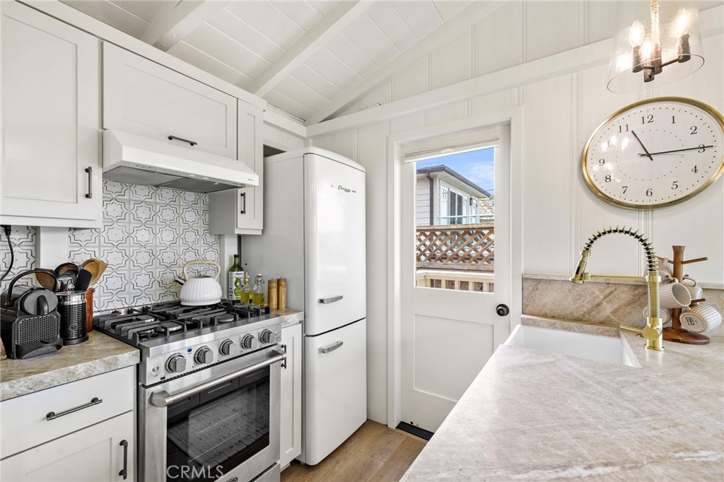 231 Cajon Street, Laguna Beach CA 92651 - photo 14