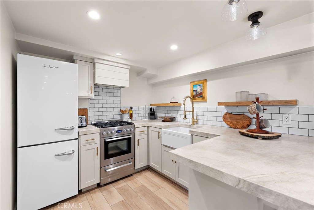 233 Cajon Street, Laguna Beach CA 92651 - photo 7
