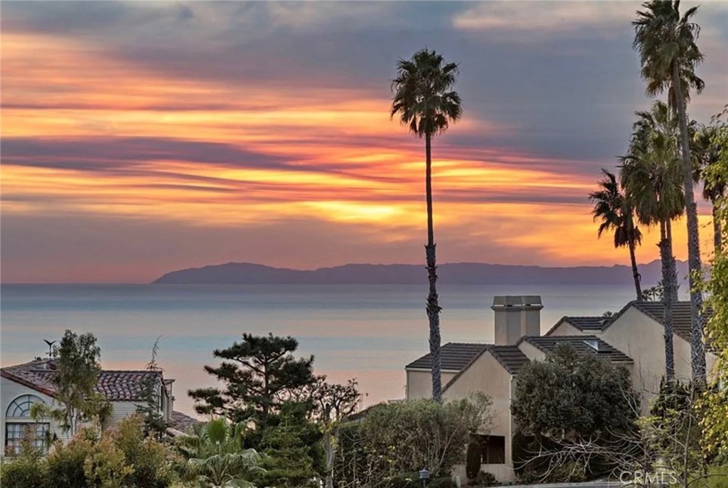 2335 Hillview Drive, Laguna Beach CA 92651 - photo 1