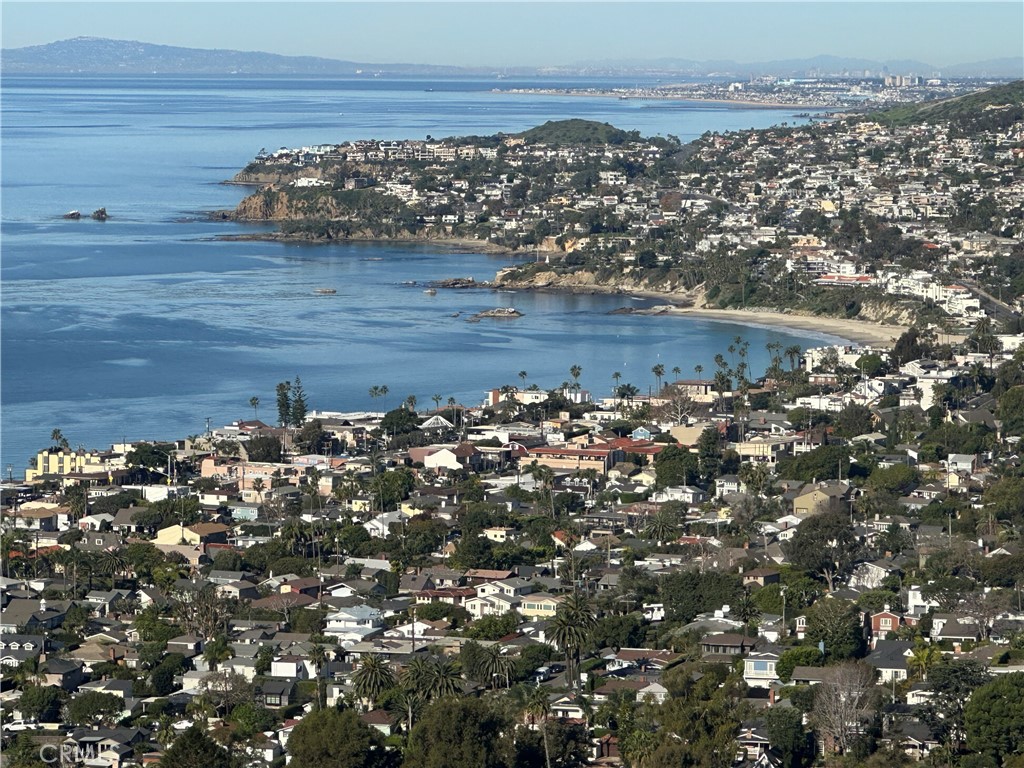 2378 Crestview Drive, Laguna Beach CA 92651 - photo 2
