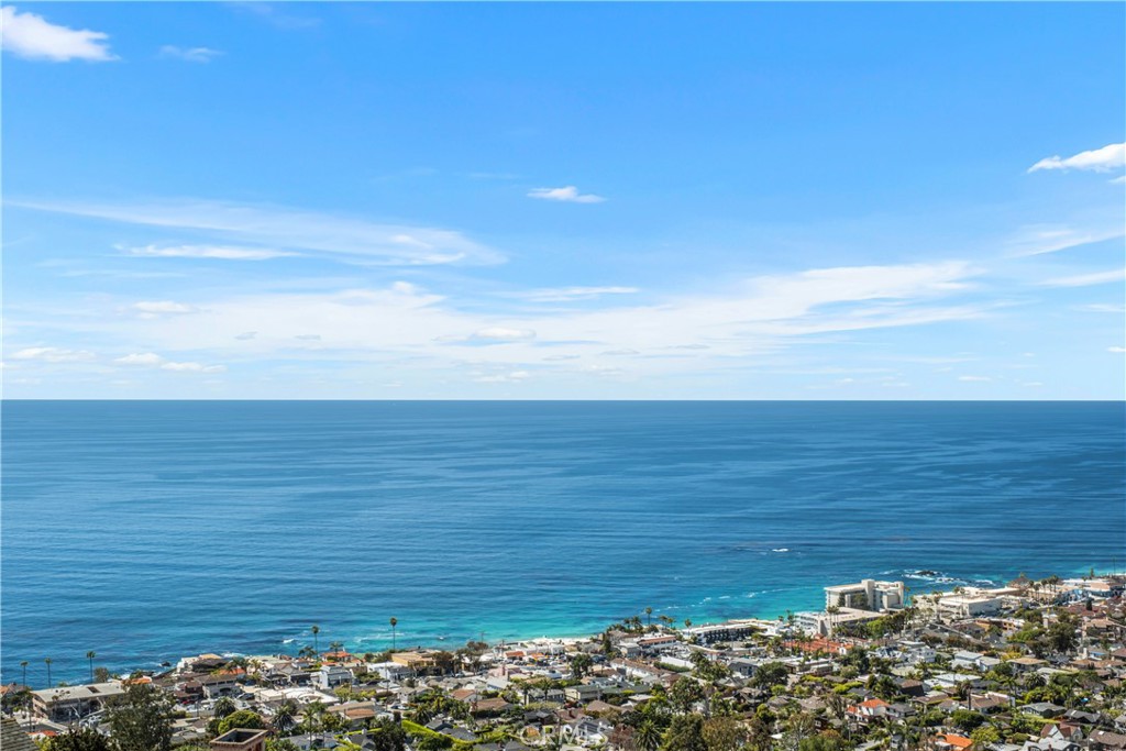 2378 Crestview Drive, Laguna Beach CA 92651 - photo 5