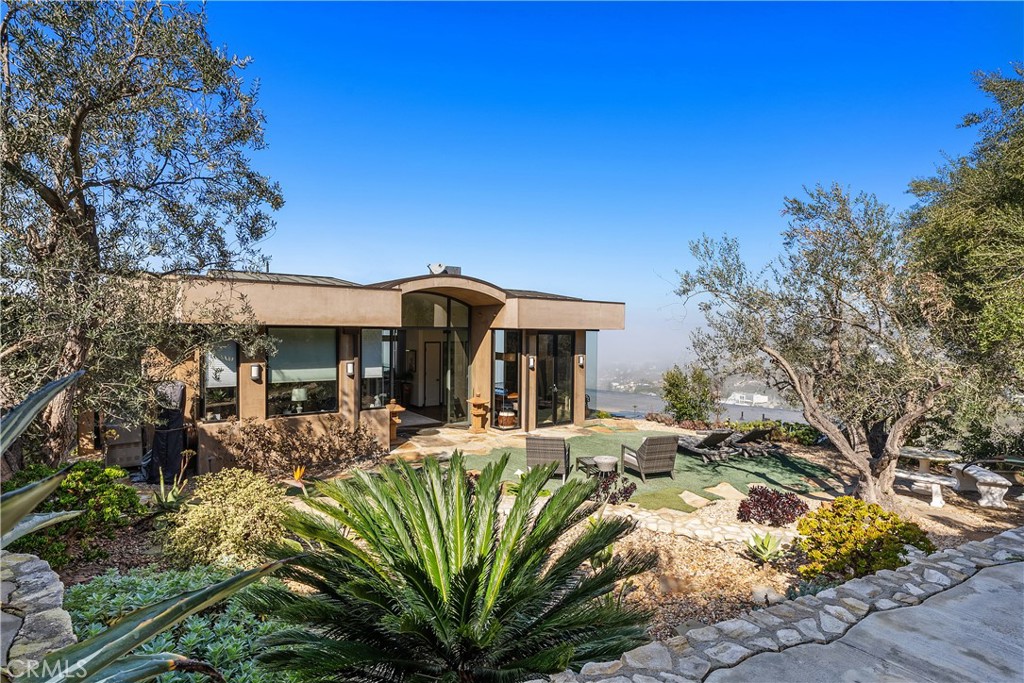 2378 Crestview Drive, Laguna Beach CA 92651 - photo 43