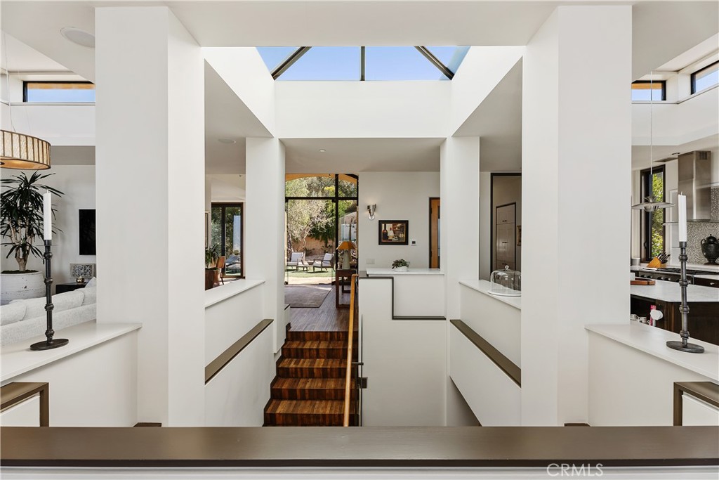 2378 Crestview Drive, Laguna Beach CA 92651 - photo 29
