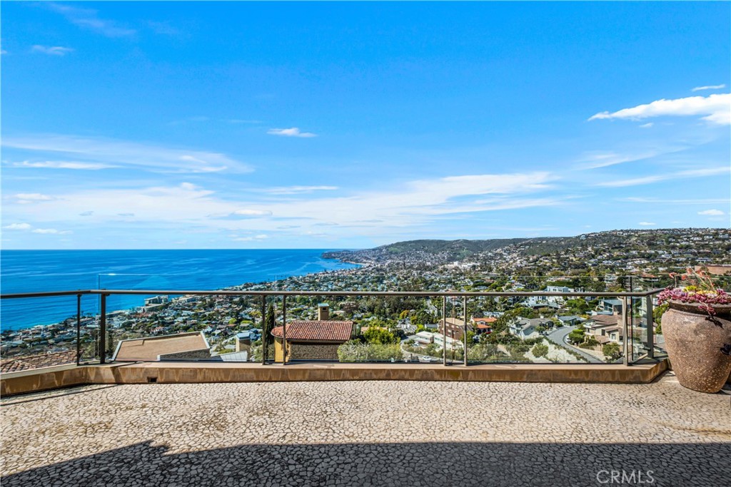 2378 Crestview Drive, Laguna Beach CA 92651 - photo 56