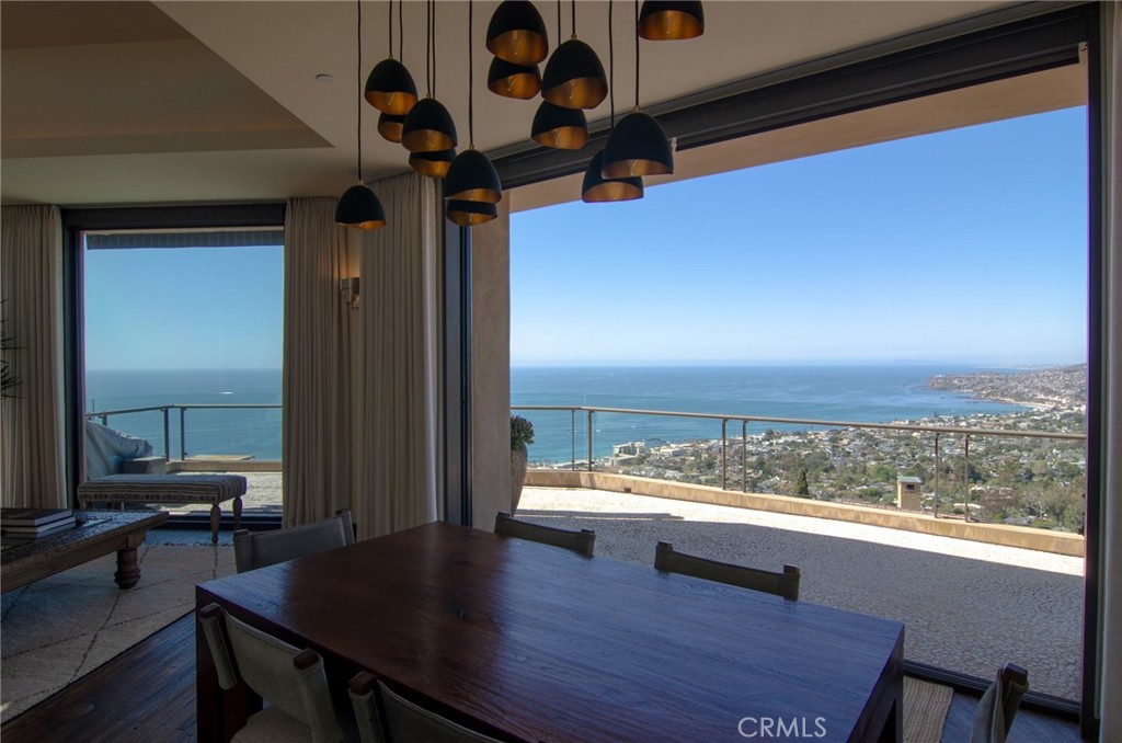 2378 Crestview Drive, Laguna Beach CA 92651 - photo 59