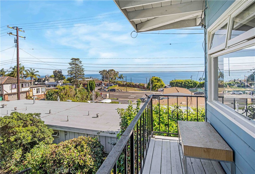 238 Cajon, Laguna Beach CA 92651 - photo 3