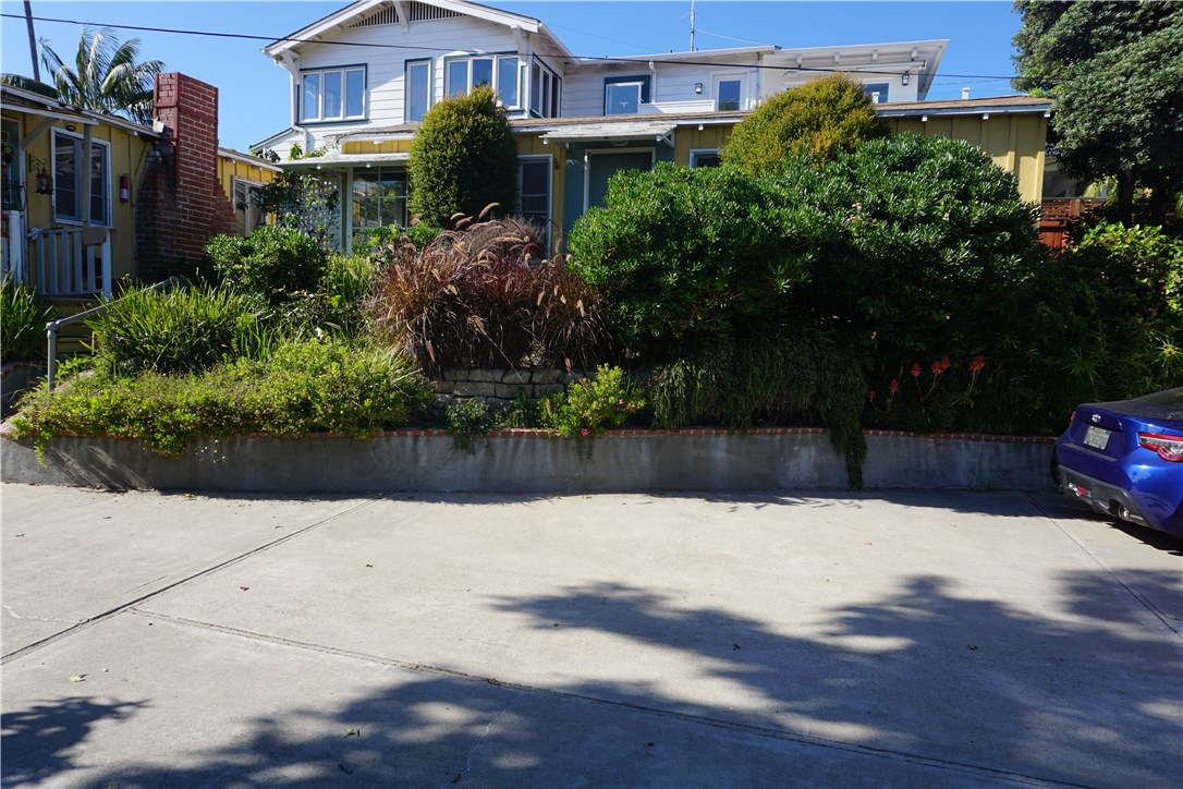239 Cajon, Laguna Beach CA 92651 - photo 1