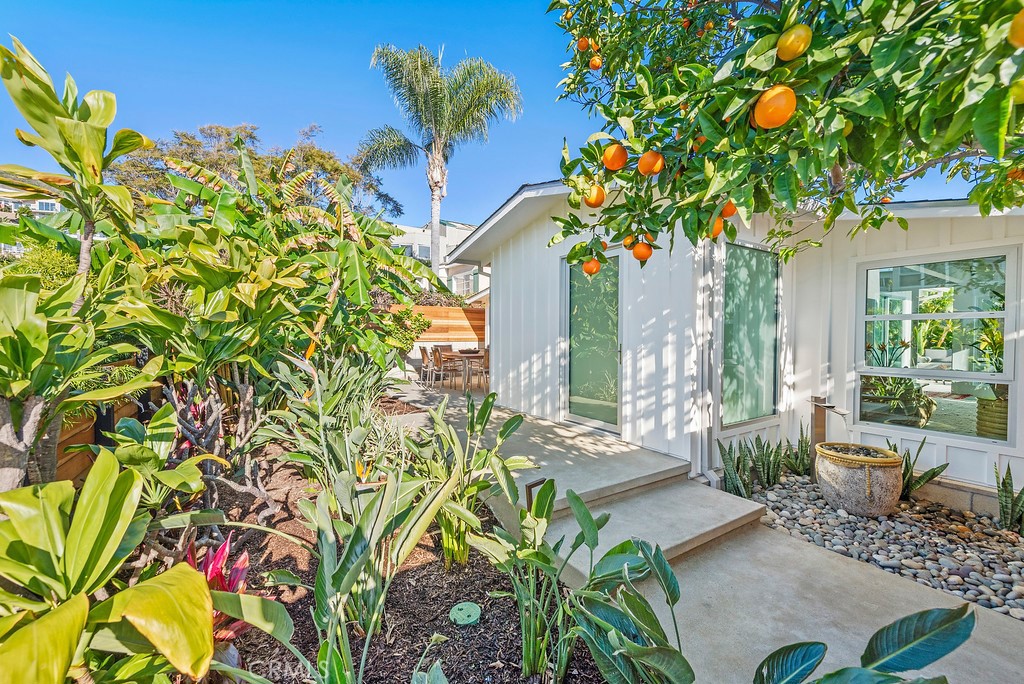 239 Fairview Street, Laguna Beach CA 92651 - photo 1