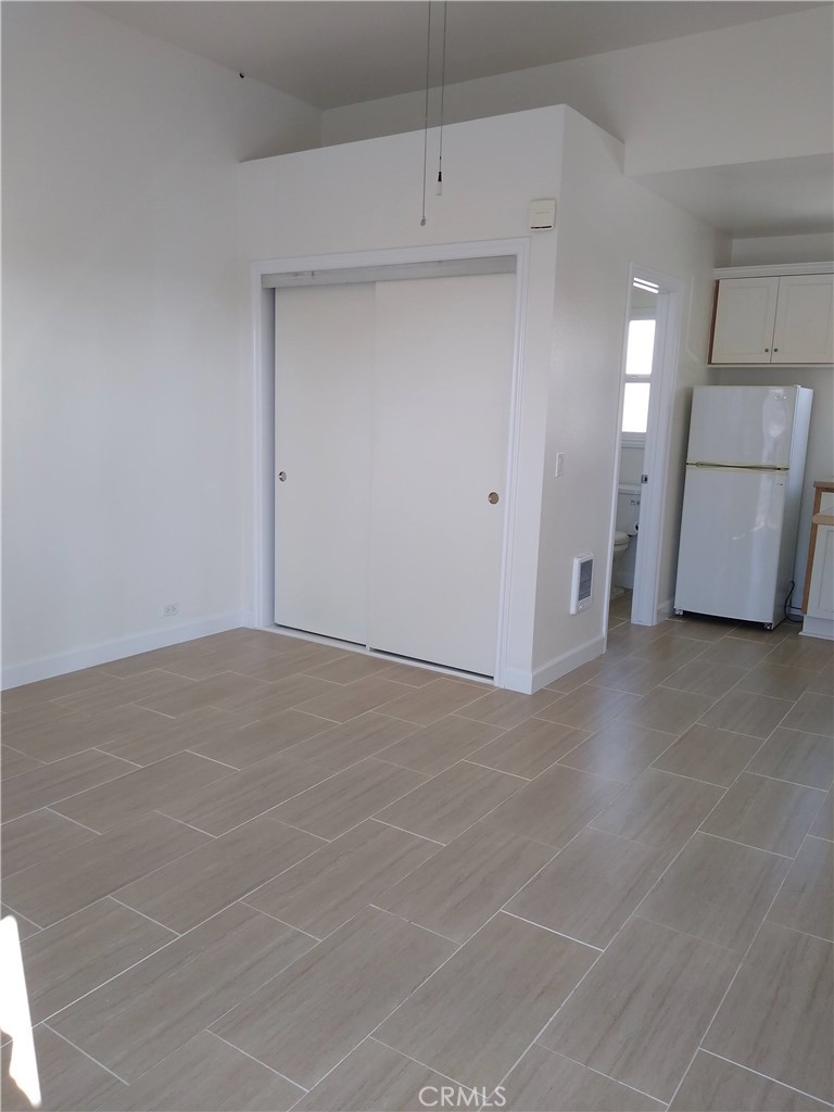 239 Lower Cliff Dr 7, Laguna Beach CA 92651 - photo 1