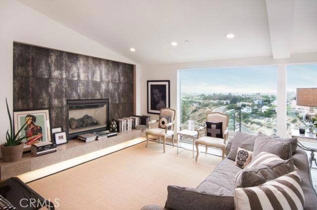 2390 Temple Hills Drive, Laguna Beach CA 92651 - photo 1