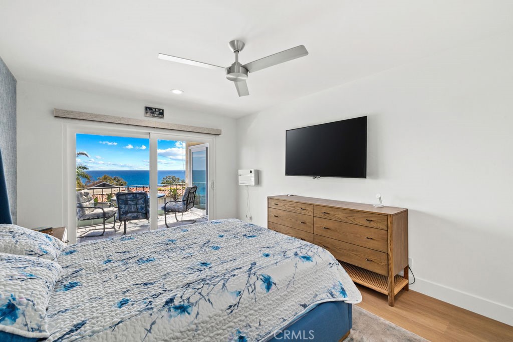 240 Moss 4, Laguna Beach CA 92651 - photo 16
