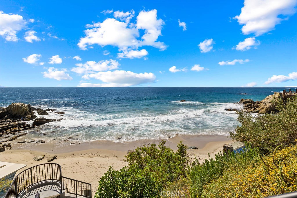 240 Moss 4, Laguna Beach CA 92651 - photo 26