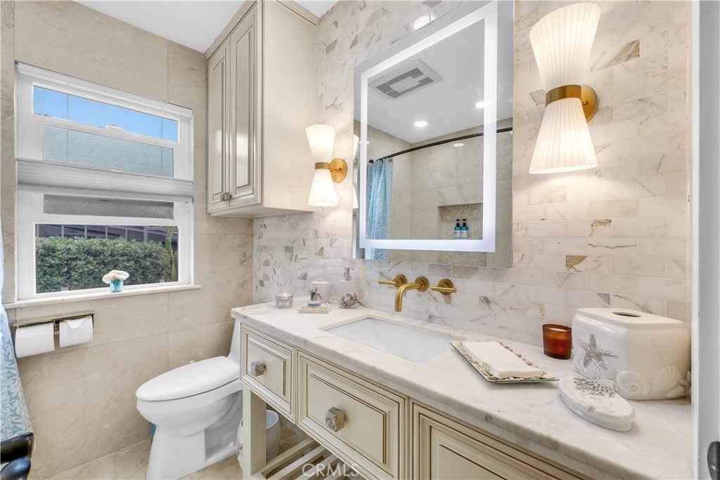 240 Moss Street 1, Laguna Beach CA 92651 - photo 18