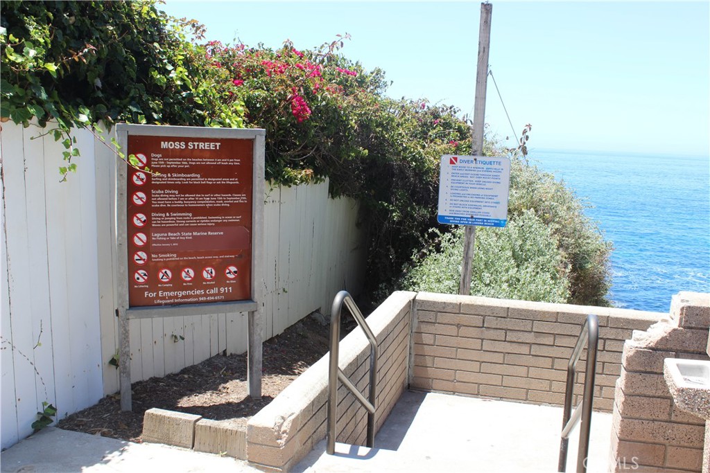 Moss Point Beach entrance just a block away (note: picture taken before current construction) - 240 Moss Street 15, Laguna Beach CA 92651 - photo 25