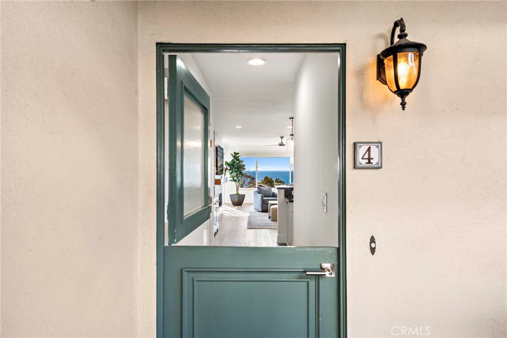 Welcome Home Dutch Door - 240 Moss Street 4, Laguna Beach CA 92651 - photo 1