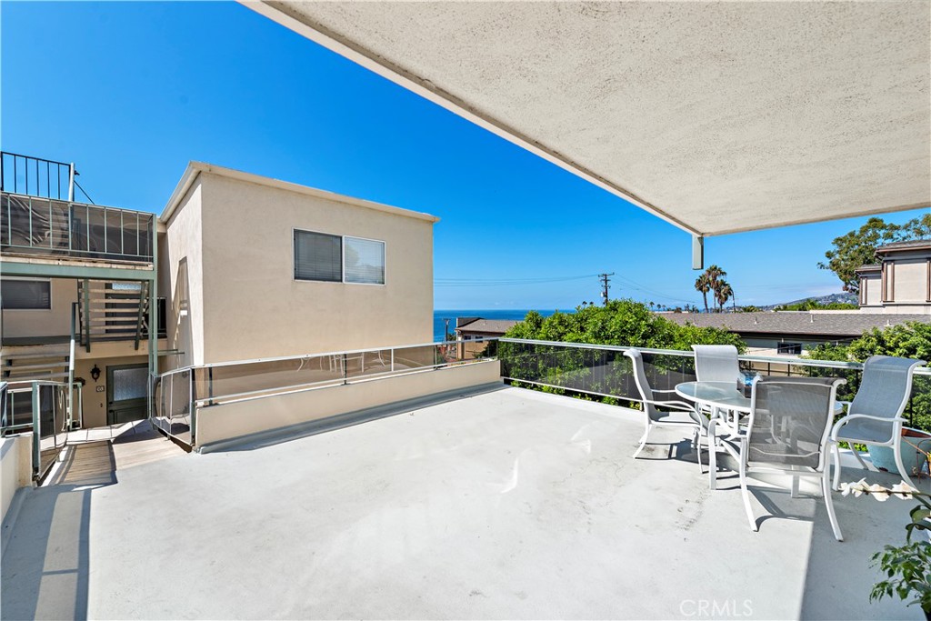Community ocean view area for residents to enjoy. - 240 Moss Street 6, Laguna Beach CA 92651 - photo 29