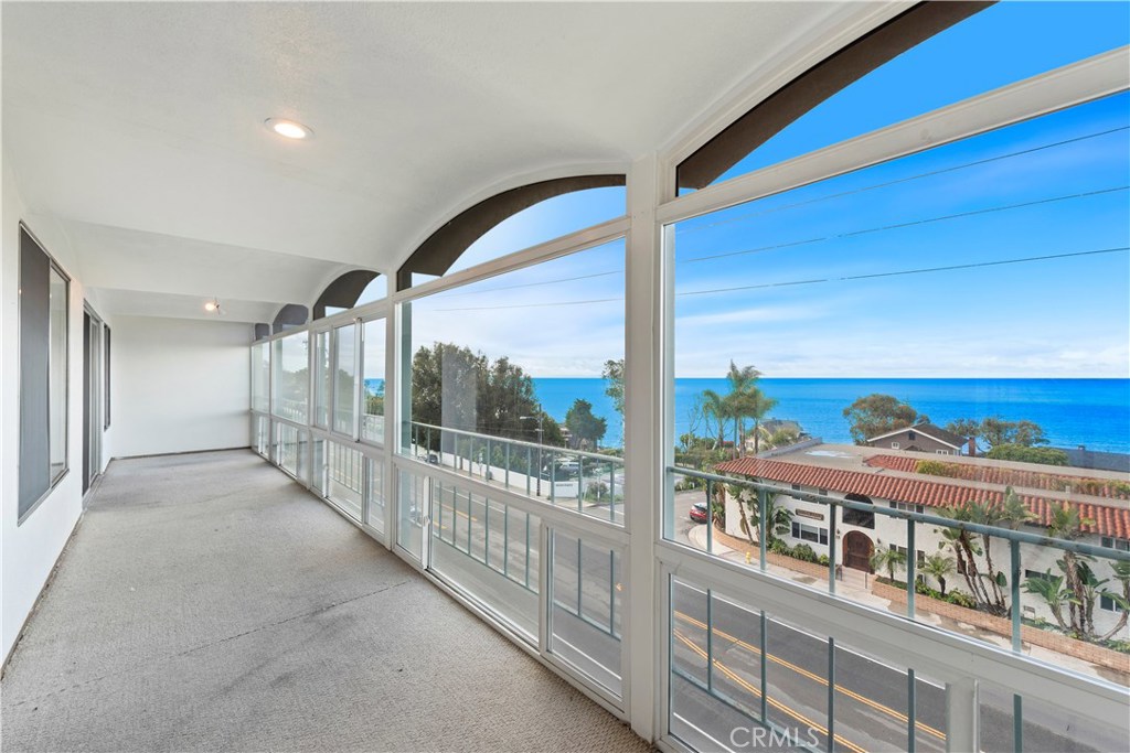 240 Moss Street 8, Laguna Beach CA 92651 - photo 1