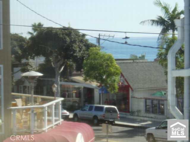 240 OAK Street 4, Laguna Beach CA 92651 - photo 1