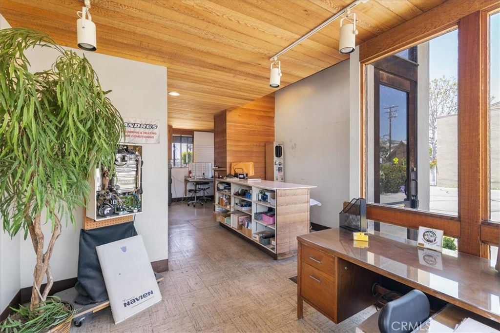 240 Thalia Street, Laguna Beach CA 92651 - photo 19