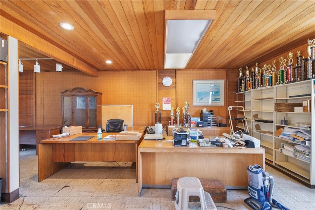 240 Thalia Street, Laguna Beach CA 92651 - photo 20