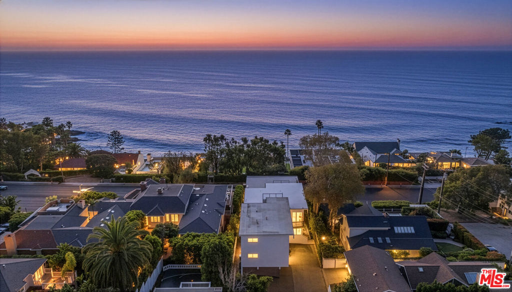 2442 S Coast Highway 4, Laguna Beach CA 92651 - photo 2
