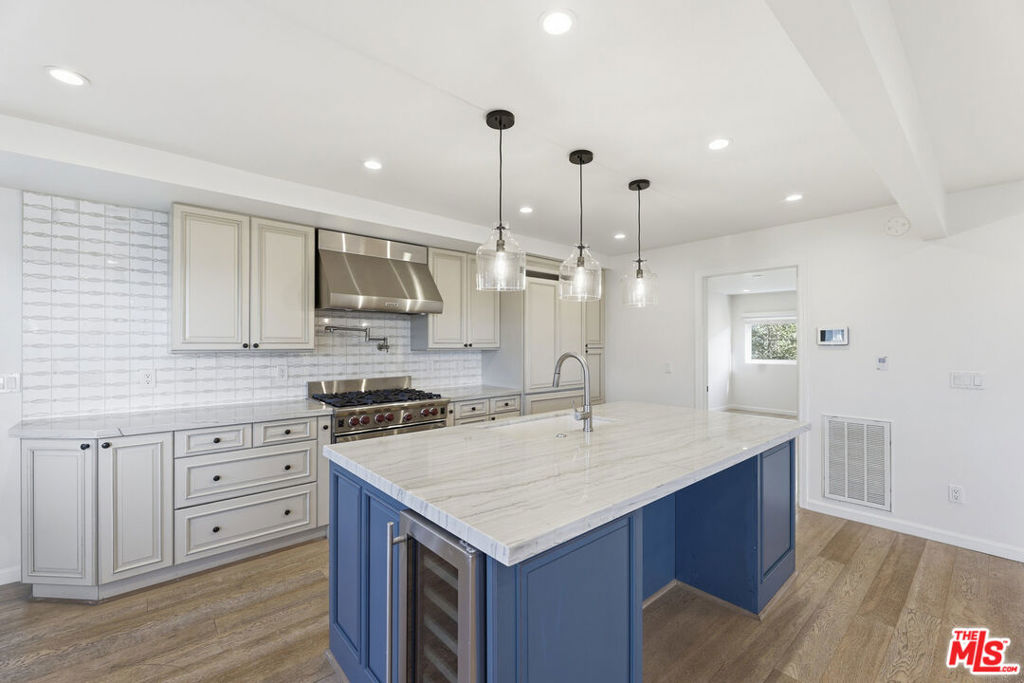 2442 S Coast Highway 4, Laguna Beach CA 92651 - photo 4