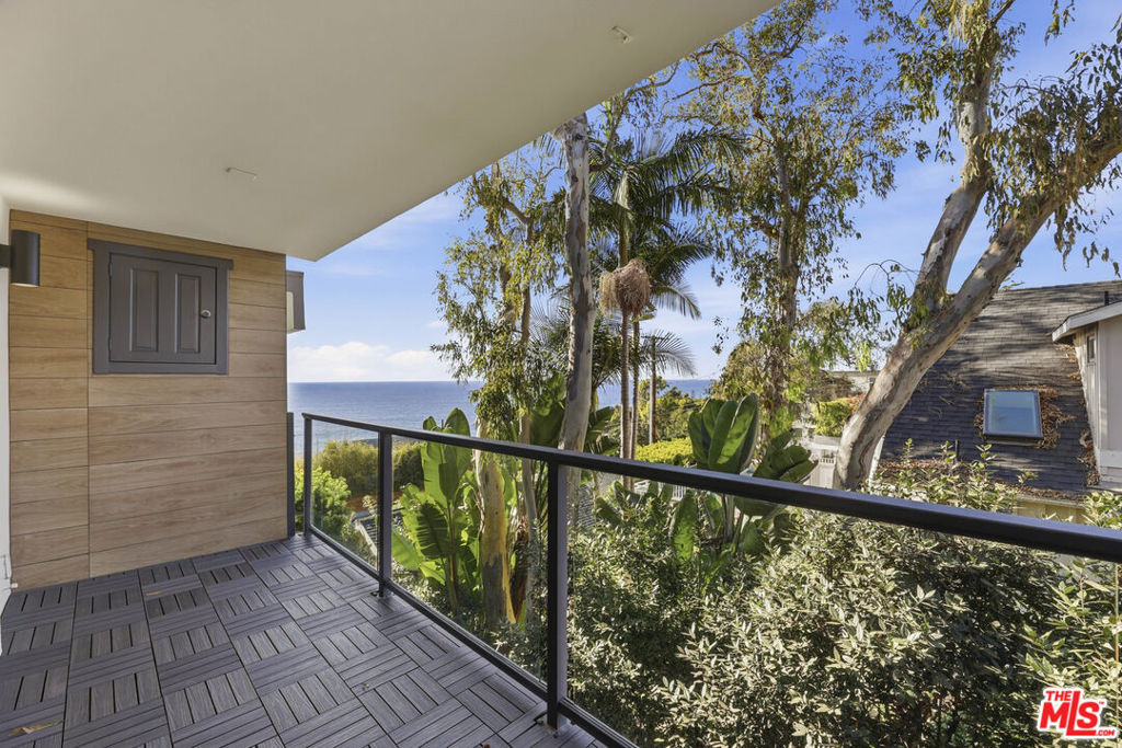 2442 S Coast Highway 4, Laguna Beach CA 92651 - photo 8