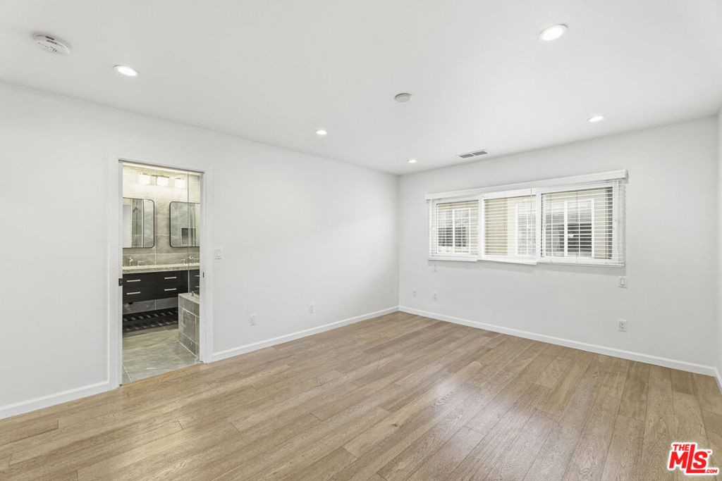2442 S Coast Highway 4, Laguna Beach CA 92651 - photo 15