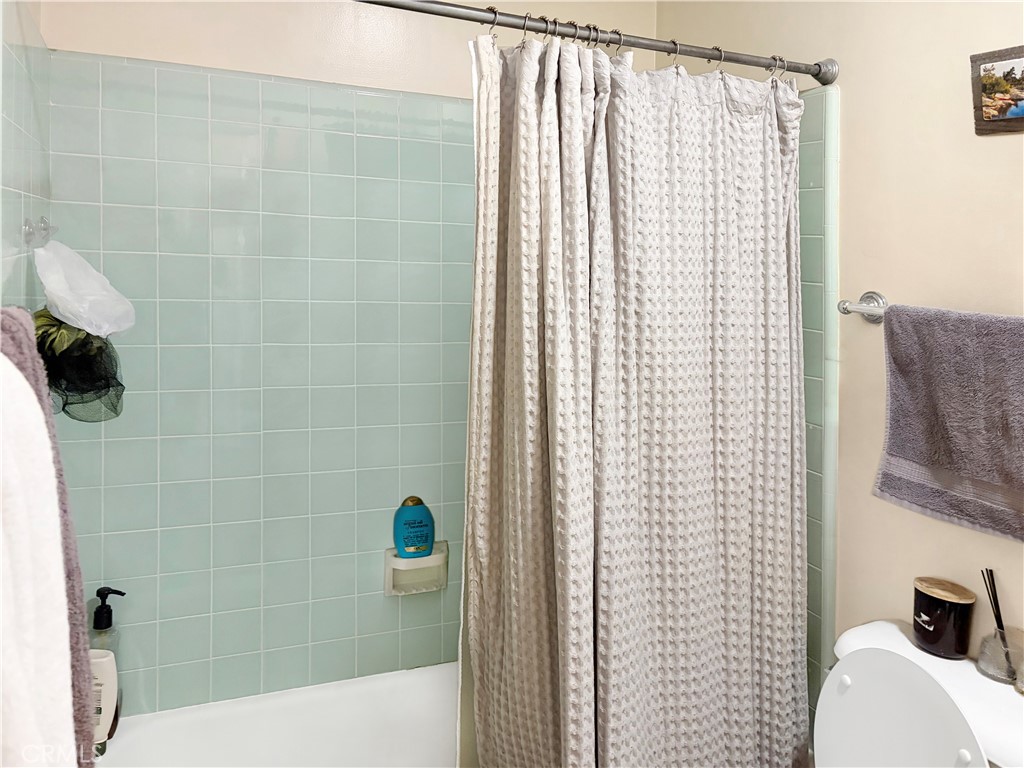245 Aster 14, Laguna Beach CA 92651 - photo 7