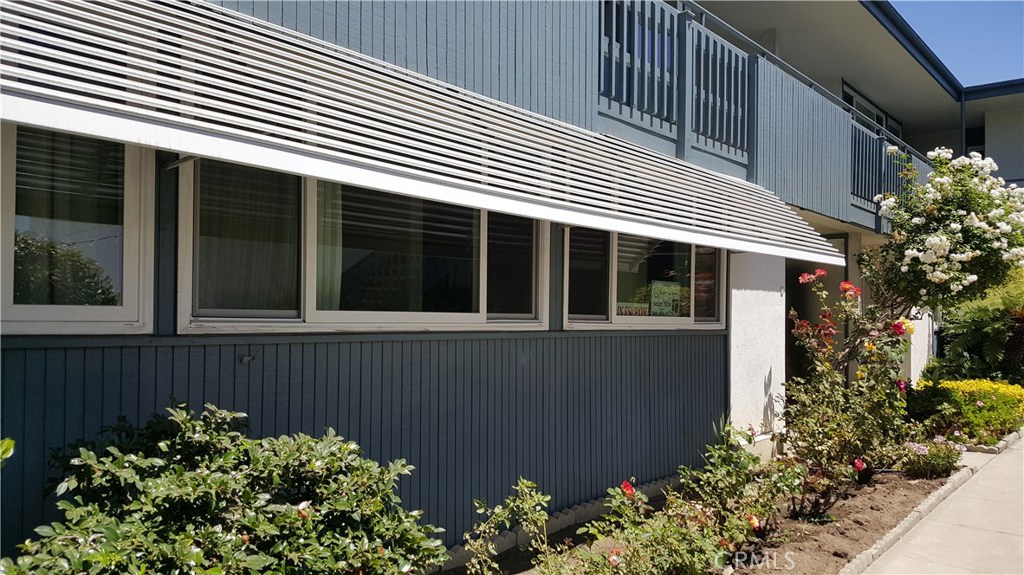 Beautiful courtyard landscaping and the exterior was just painted - 245 Aster Street 5, Laguna Beach CA 92651 - photo 1
