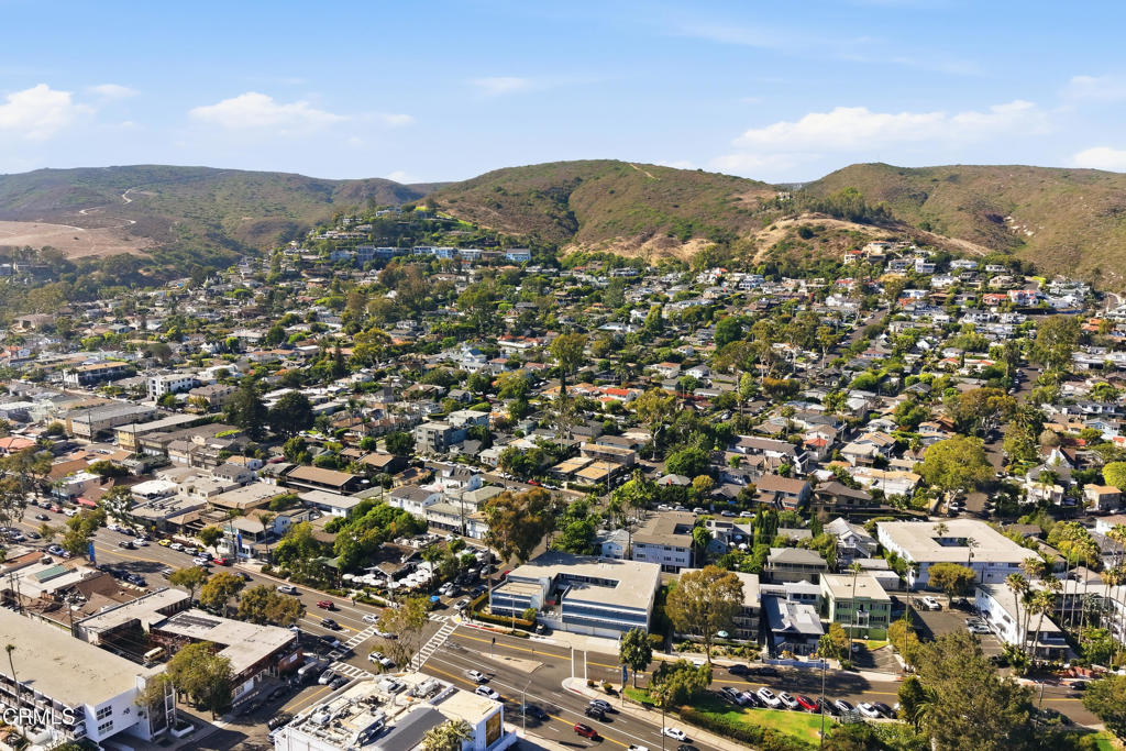 egpimaging_245AsterStreet6_038_FLEXMLS - 245 Aster Street 6, Laguna Beach CA 92651 - photo 37