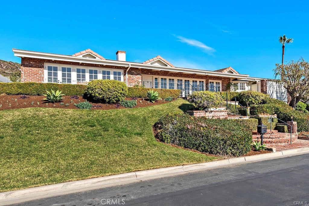 2450 Monaco Drive, Laguna Beach CA 92651 - photo 1