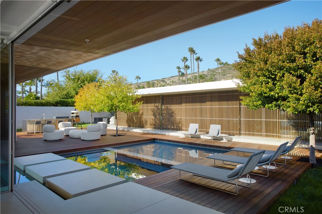2460 Monaco Drive, Laguna Beach CA 92651 - photo 10