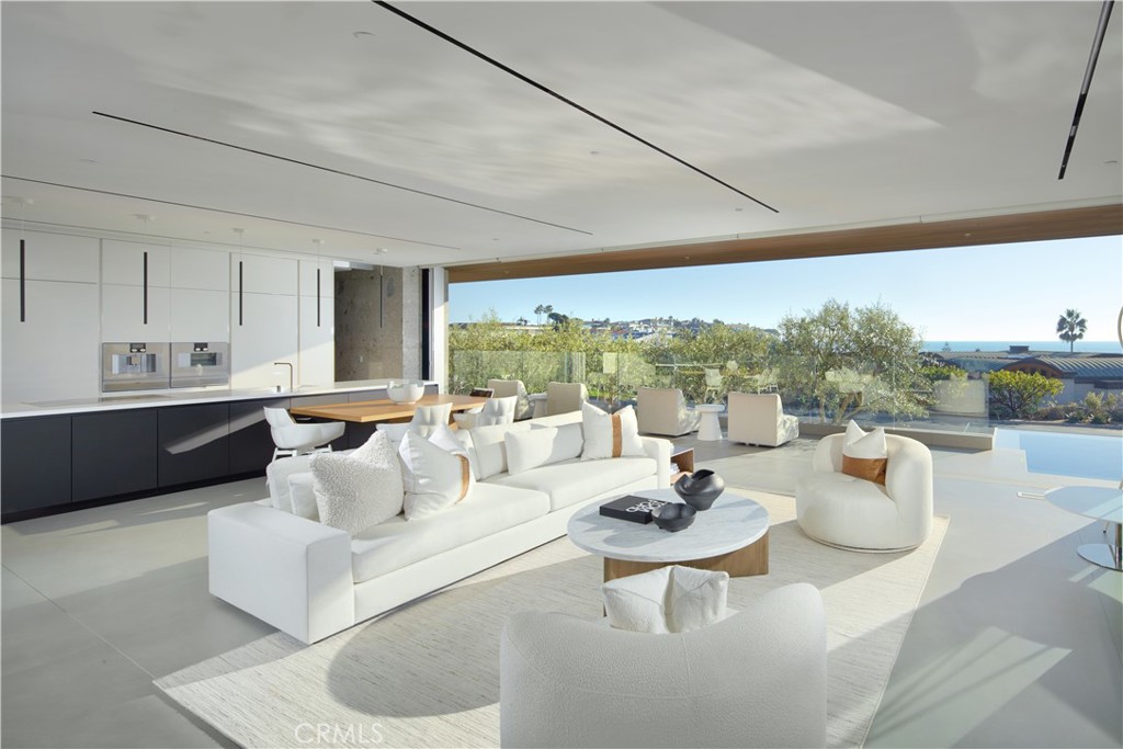 2460 Monaco Drive, Laguna Beach CA 92651 - photo 21