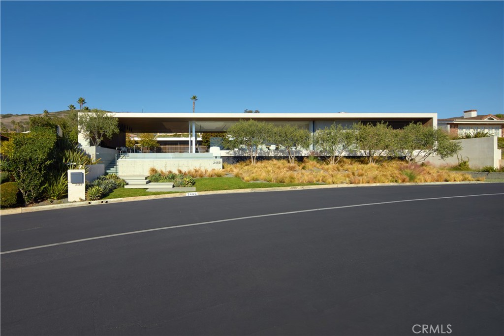 2460 Monaco Drive, Laguna Beach CA 92651 - photo 53