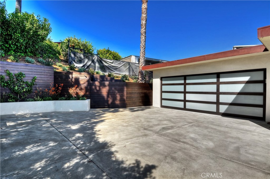 2466 Riviera Drive, Laguna Beach CA 92651 - photo 1