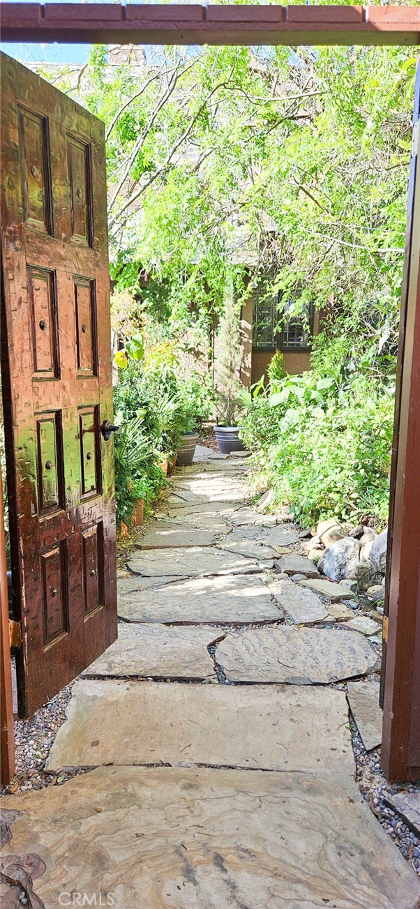 View leaving entry - 247 Canyon Acres B, Laguna Beach CA 92651 - photo 1