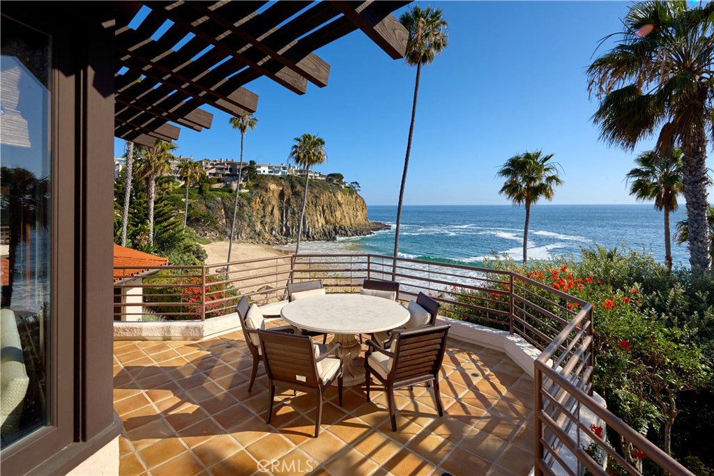 2471 Riviera Drive, Laguna Beach CA 92651 - photo 1